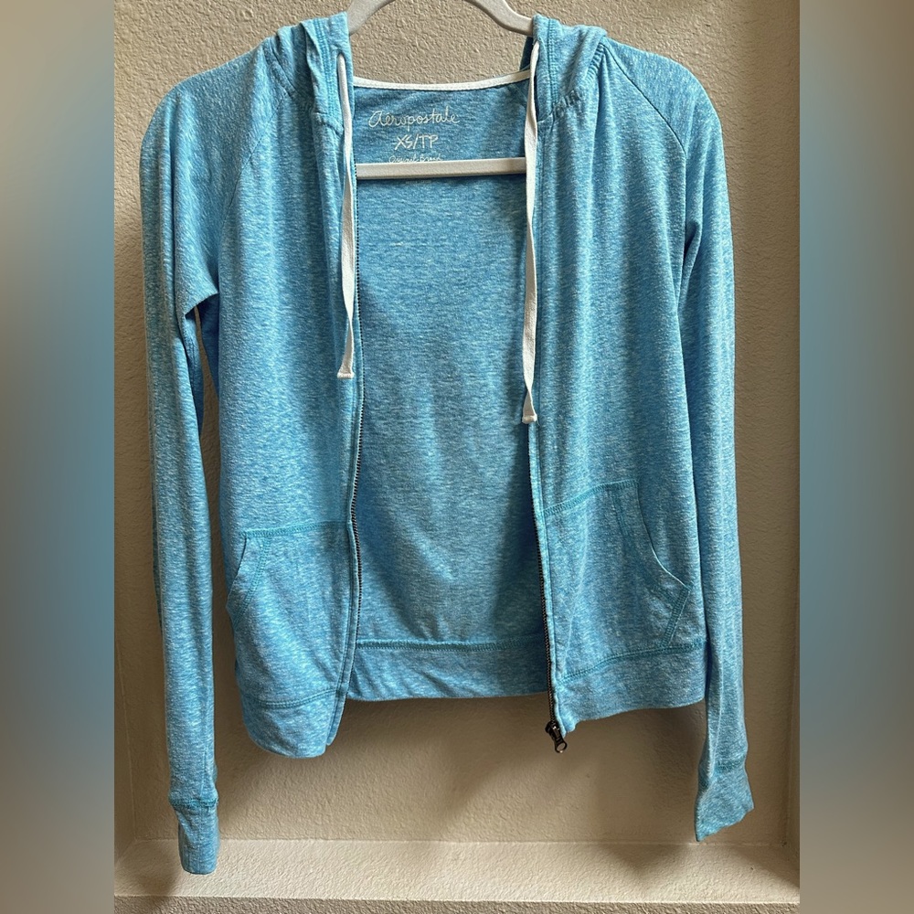 Aeropostale hoodie, pretty blue color, zip up, drawstring, women’s XS/TP…